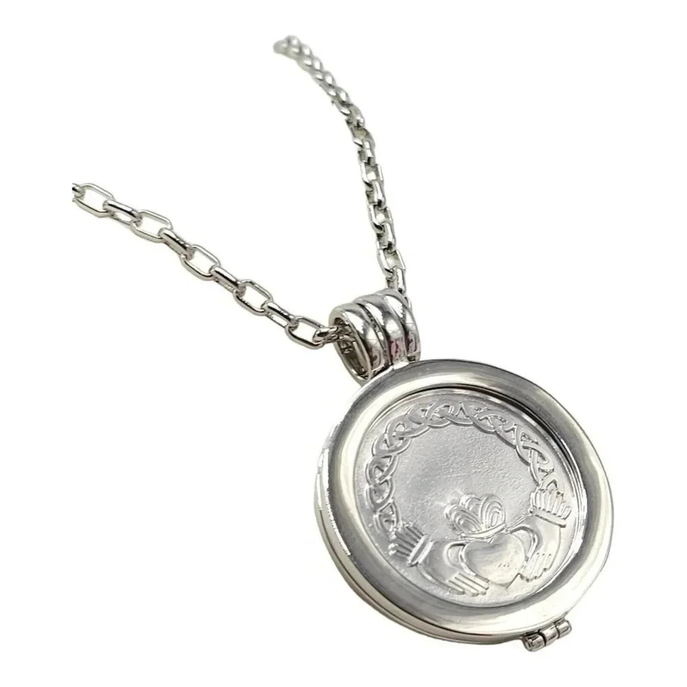 Tara Irish Coin Rhodium Plated Celtic Knot New Old Stock Claddagh